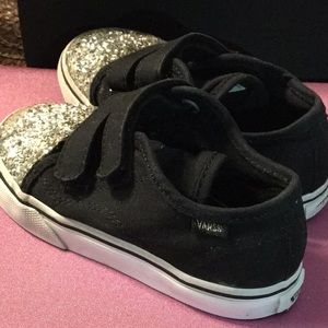 Vans girls/toddler shoes